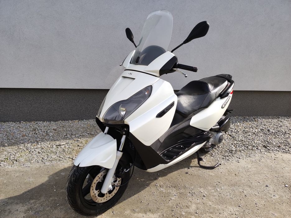 Piaggio X7 300cc tylko 11 tys km Bezwypadkowy Perła okazja transport