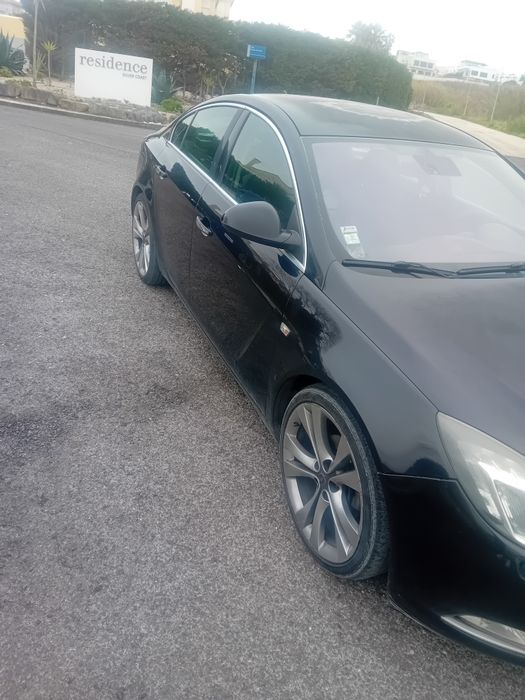 Opel insignia bom preco