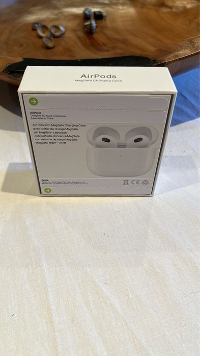 AirPods (3rd generation)