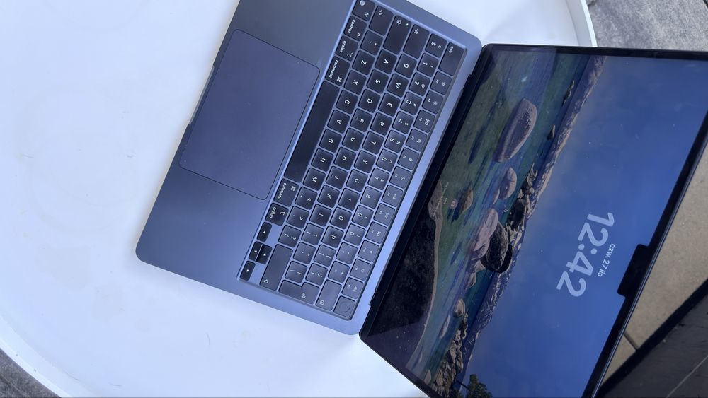 MacBook Air 13 M3 2024 Midnight Kalisz • OLX.pl