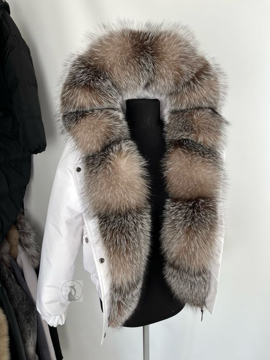 Куртка короткая зимняя женская, бомбер с натуральным мехом блюфрост