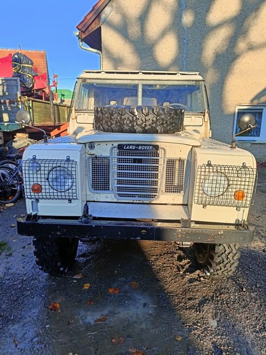Land Rover Defender 2.6 benzyna mały przebieg 45 tyś.