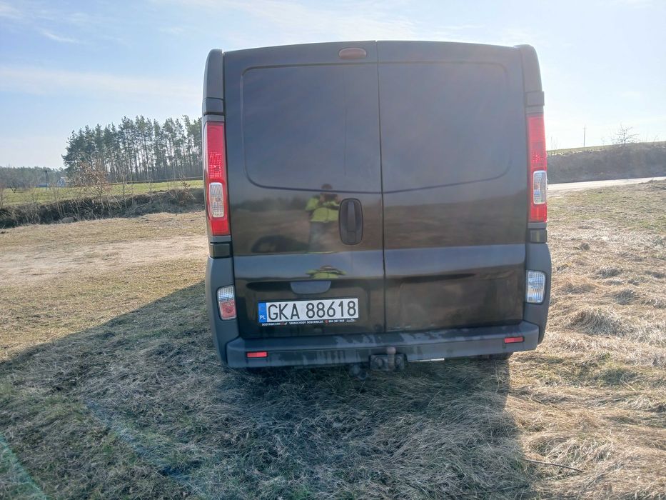 Sprzedam Renault trafic 2.0 115km.