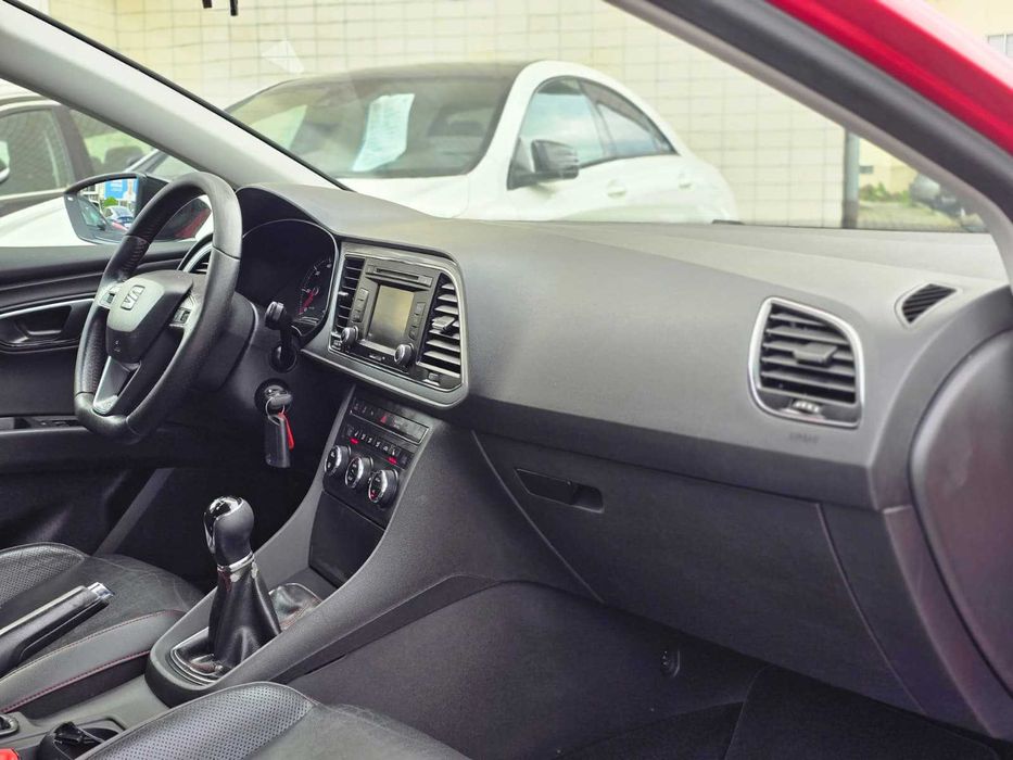 SEAT LEON 5F FR 2.0TDI 150CV "LOOK CUPRA"