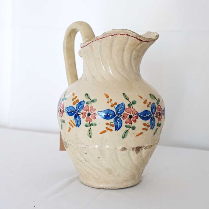 Conjunto de toilette em faiança antiga pintada à mão