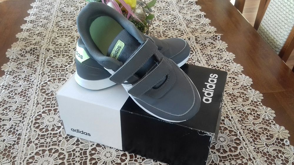 Adidasy firmowe.