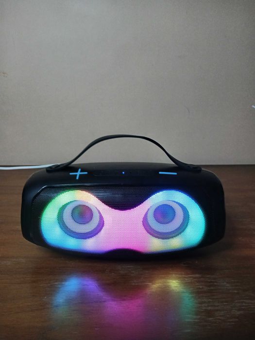 Bluetooth колонка Proove STELLAR 20W. Под ремонт. Немножко хрипит.