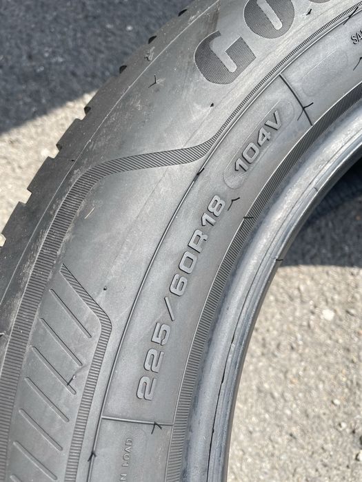 225/60 R18 Goodyear Vector 4Seasons / 2шт./ 2023 рік./ ваесезонка