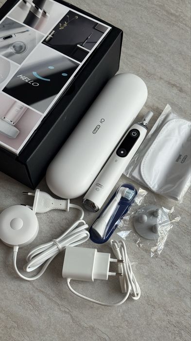 Szczoteczka magnetyczna Oral-B iO 9 Biała (zestaw) szczoteczka soniczna elektryczna
