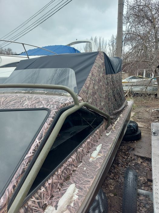 Катер прогулочный