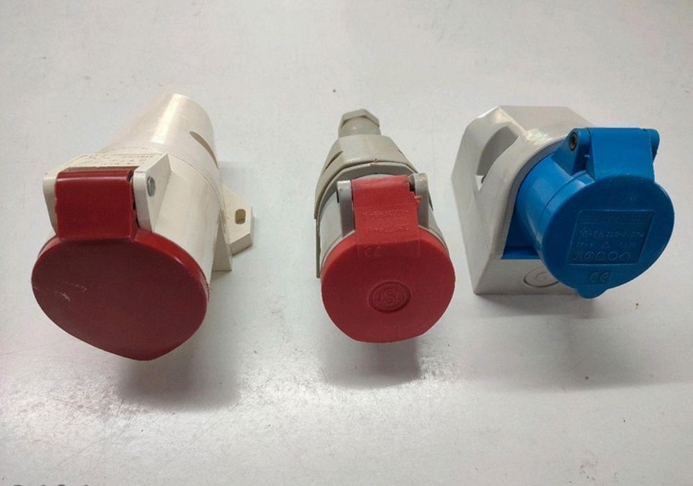 Tomadas Trifásicas e Monofásica