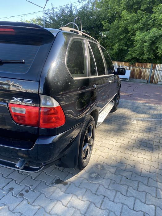 Продам BMW X5 e53