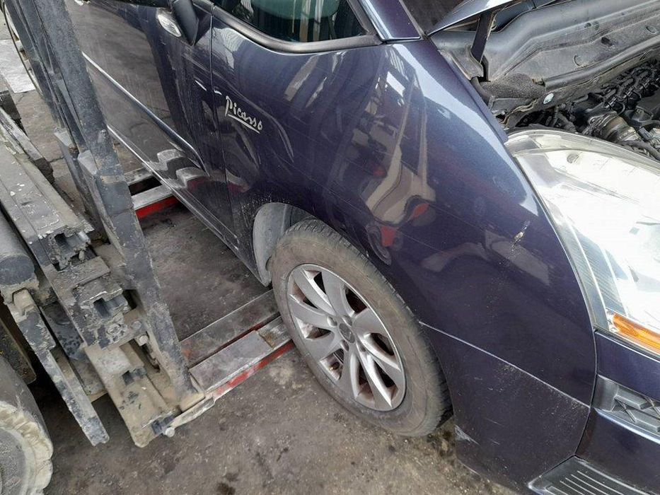 Guarda-Lamas Frente Direito Citroen C4 Picasso
