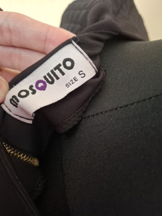 Piękna pikowana rozkloszowana 36 sukienka
