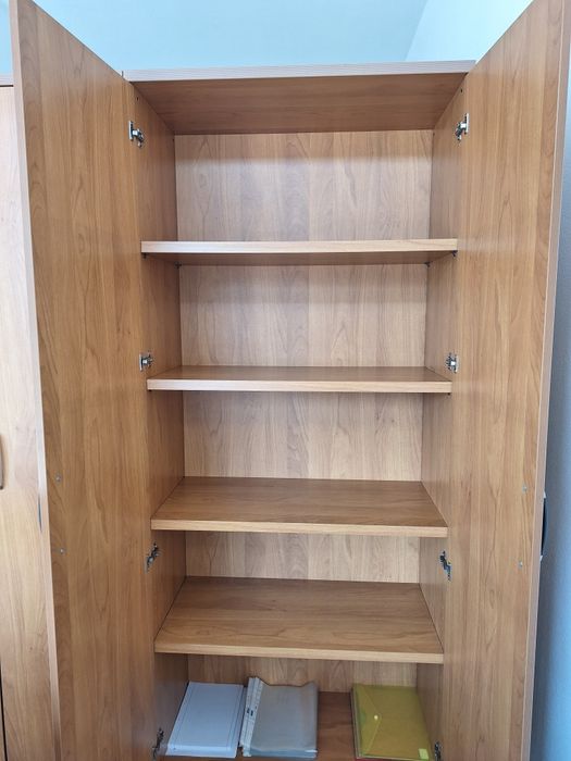 Armário de Escritório em Madeira