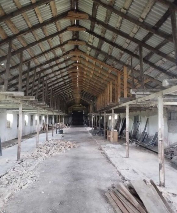 Продаж комерційного приміщення с.Плоске