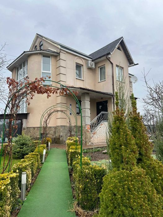 Продається чудовий будинок в Данилівці