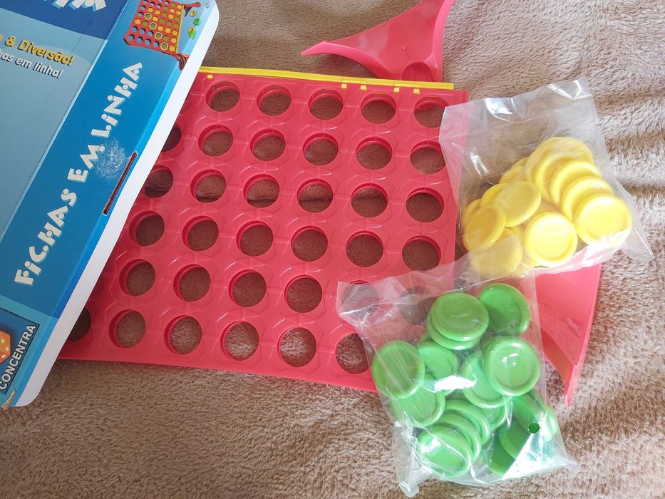 Jogo Fichas em Linha da concentra tamanho grande