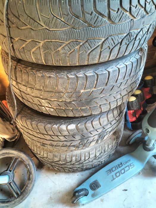 Sprzedam felgi z oponami 16