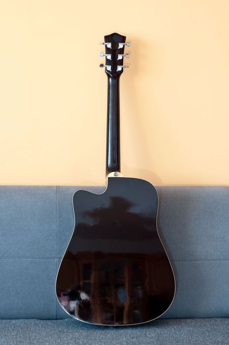 Gitara Akustyczna T.Burton + Sztywny futerał