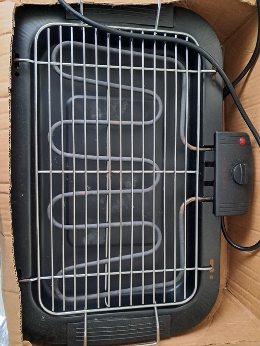 Grelhador eletrico novo