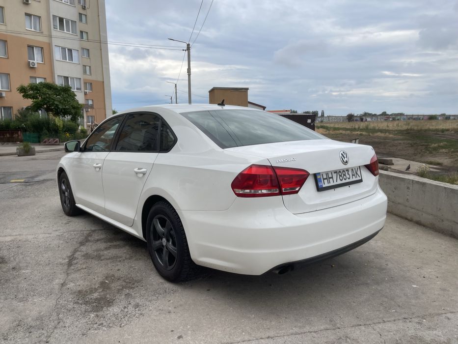 Продам Volkswagen Passat 2013