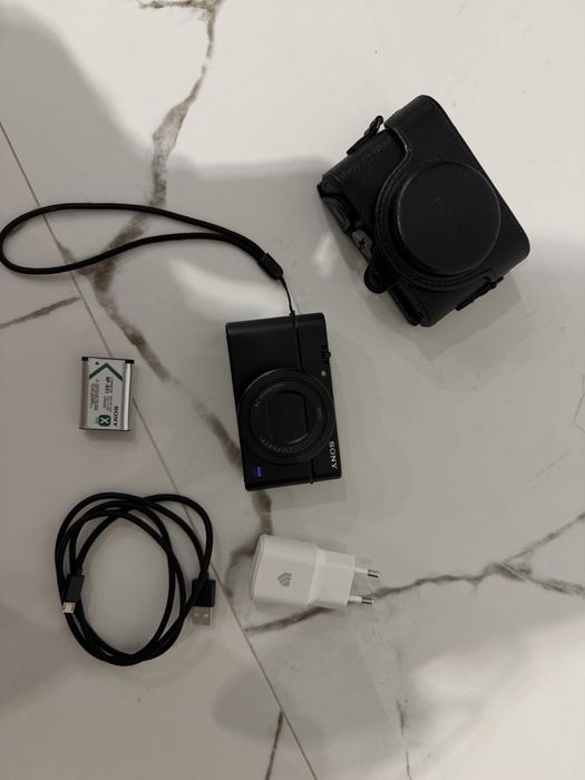 Sony rx 100 mark III (аналог canon g7x)