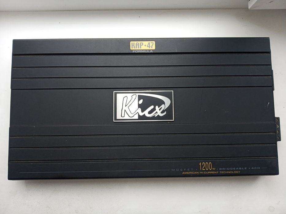 Авто підсилювач звуку для авто.