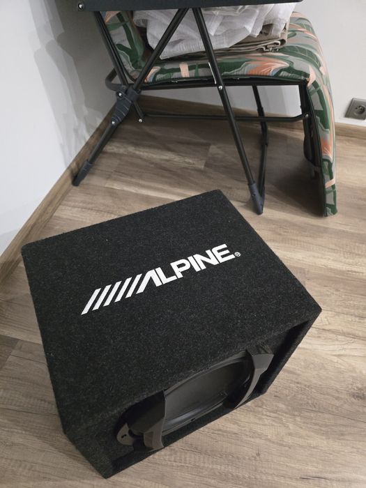 subofer  alpina z wzmakiem