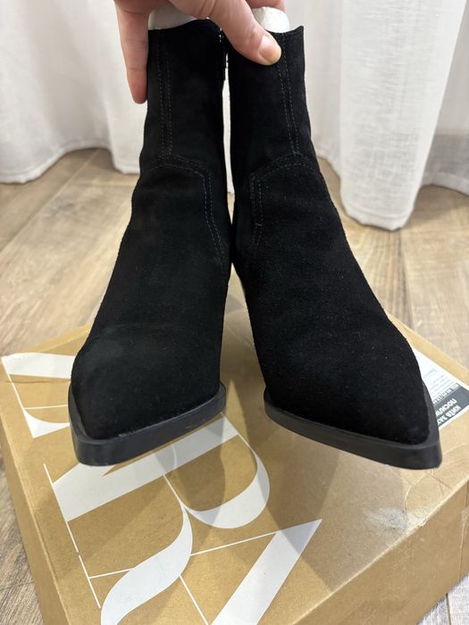 Козаки Zara 38 розмір РЕЗЕРВ