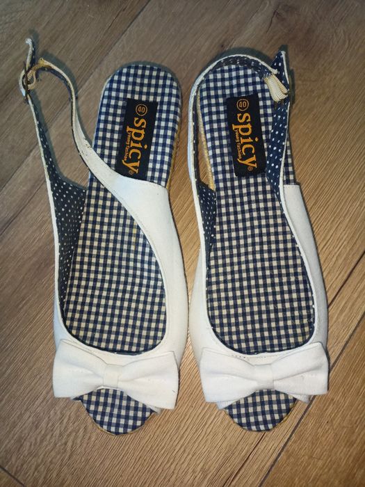 Nowe espadryle r.40 (39)