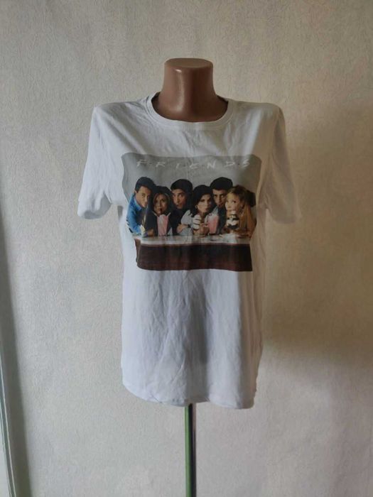 Friends мерч футболка атрибутика неформат