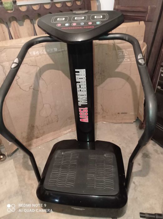 Máquina vibradora para exercícios