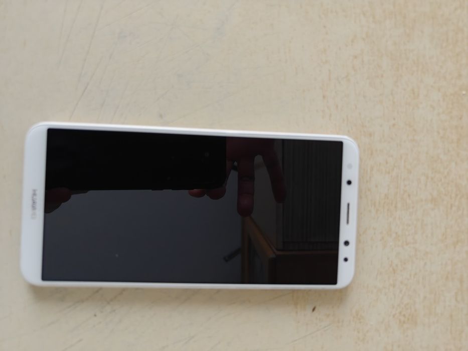Sprzedam klasyczny smartfon Huawei mate 10 lite. 4/64. Stan idealny