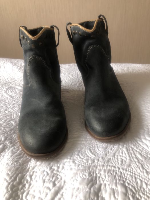 Botki niebieskie z ćwiekami