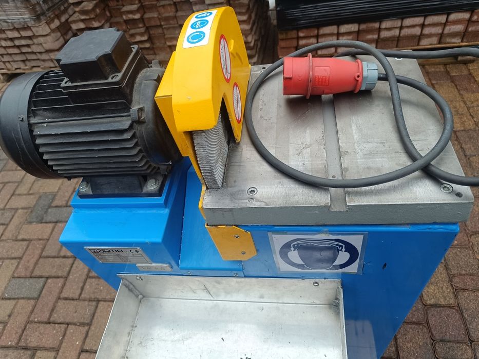 Frezarka szlifierka aluminium plastik  drewno