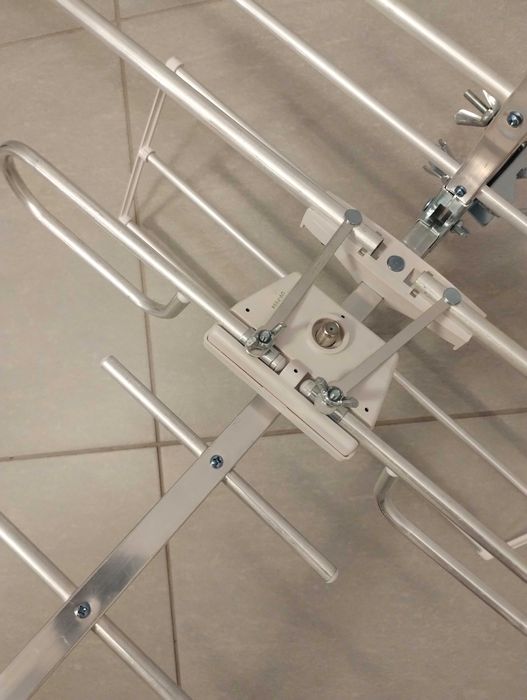 Antena kierunkowa TECHNISAT Technicombo UHDT 2000