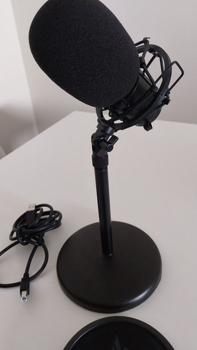 Trust GXT 252 Microphone – Streaming USB64739854646403123