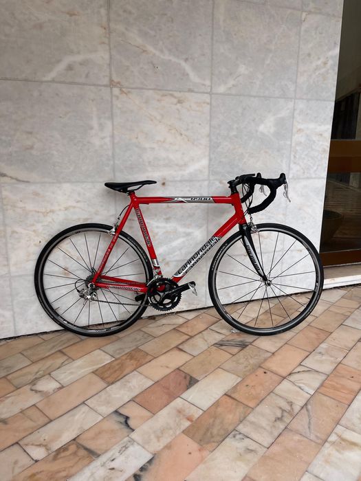 Cannondale de estrada como nova!