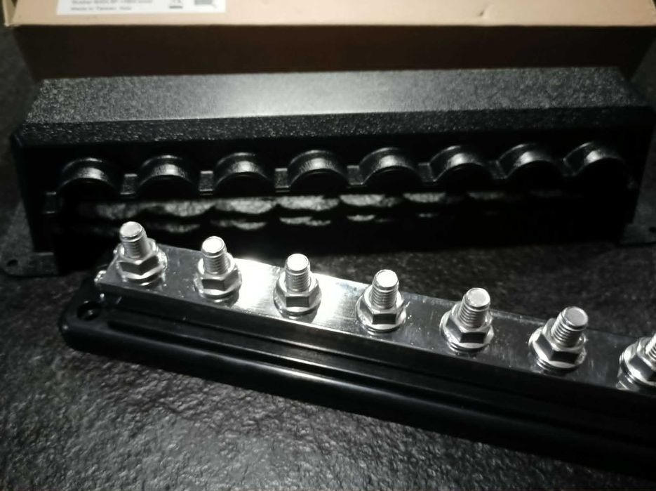 Victron busbar 600A 8P - instalacja kamper, jacht , dom