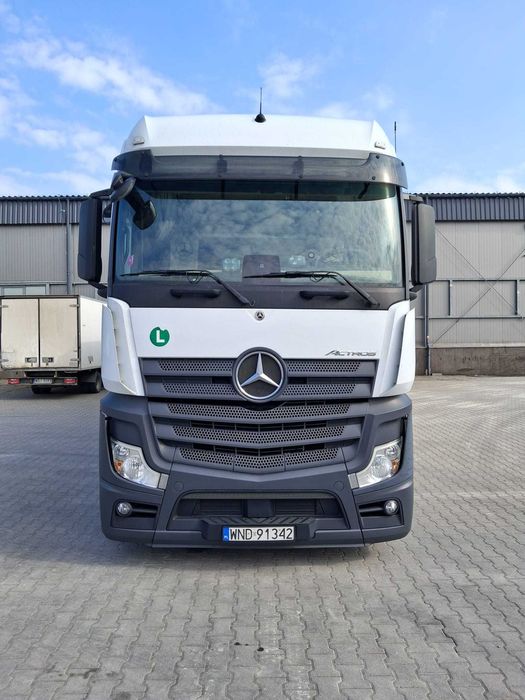 Mercedes Actros 1845