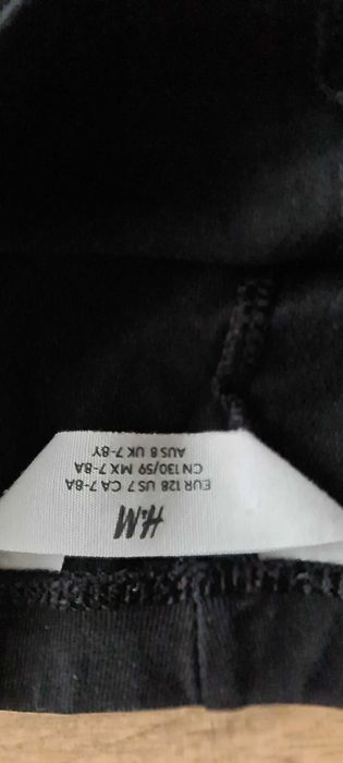 Czarne legginsy H&M 122/128 cm + gratis