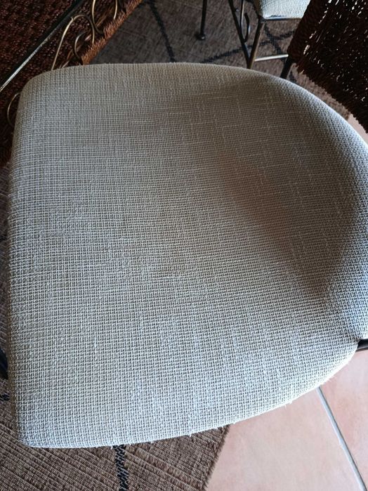 Conjunto Mesa e Cadeiras