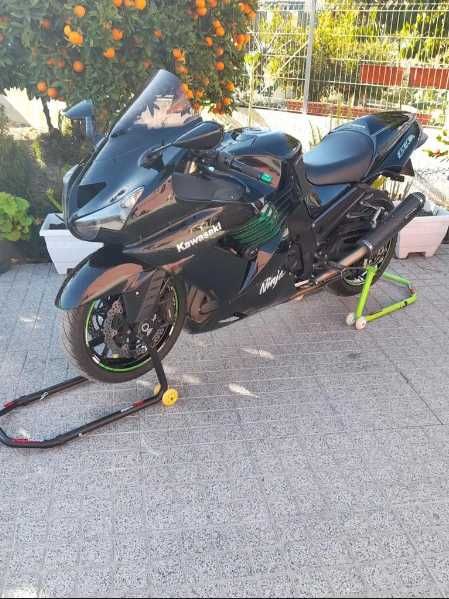 Kawasaki ZZR 1400 / ZX 14R