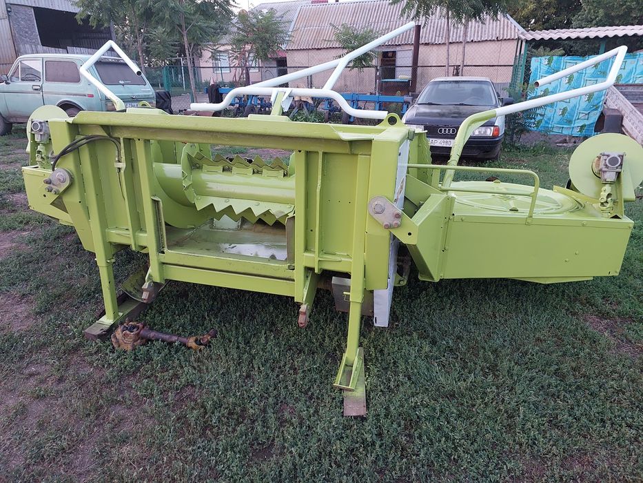 Продам жатку  Claas RU-450