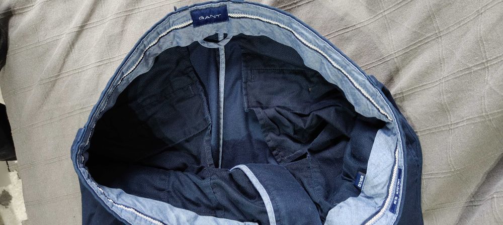 Gant Spodnie Chinosy. W34 L32.