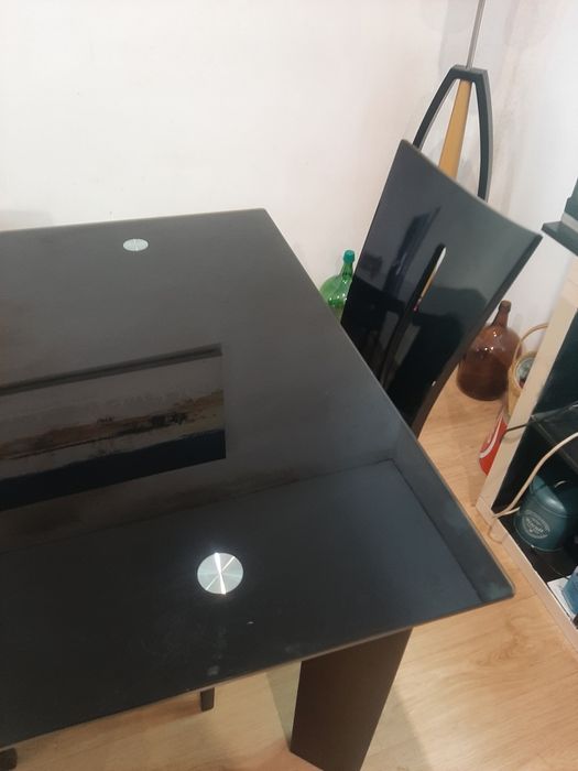 URGENTE Mesa sala em vidro com cadeiras