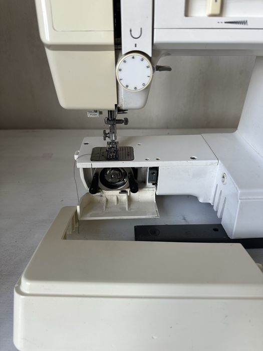 Продам Швейну Машинку Brother VX 2080