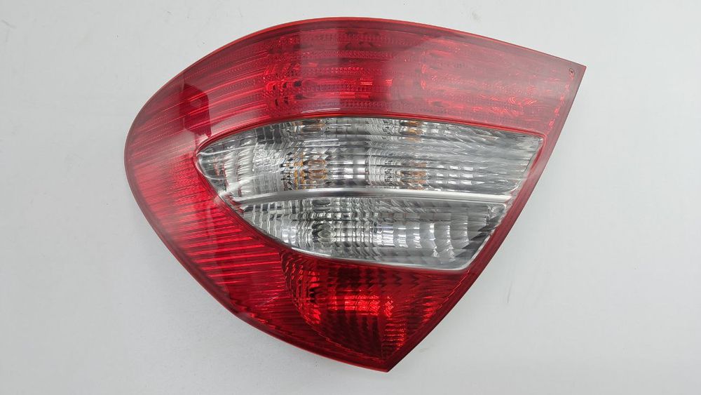 Фонарь задний правый стоп Mercedes W211 2006-2009 A2118202464
