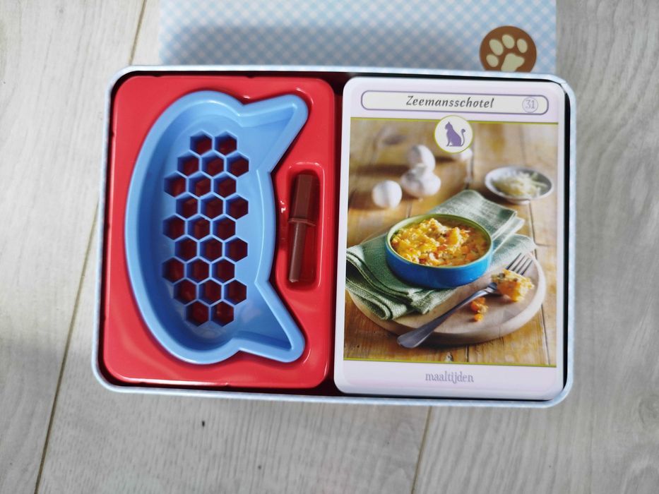 zestaw Własne przygotowywanie przysmaków i posiłków dla kotów